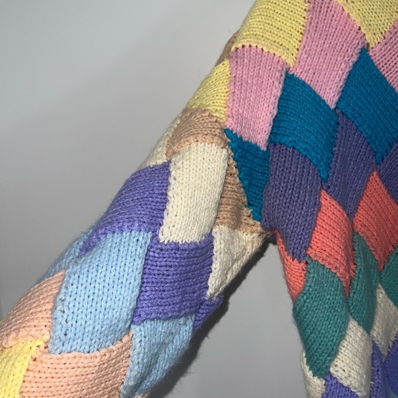 VINTAGE COLORFUL SWEATER - Picture 12 of 14